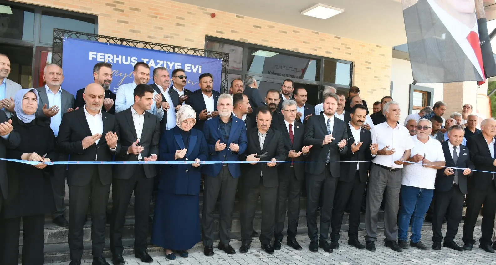 Karacasu Ferhuş Mahallesi’ne 15 Milyon TL’lik Taziye Evi Açıldı