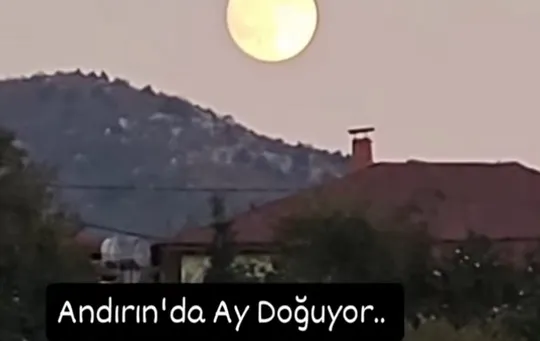 Andırın’da Büyüleyici Manzara: Ay’ın Sarımsak Dağı’ndan Doğuşu Kameralara Yansıdı