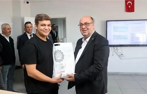 Başkan Mehmet Akpınar’dan YKS Öğrencilerine Anlamlı Destek!
