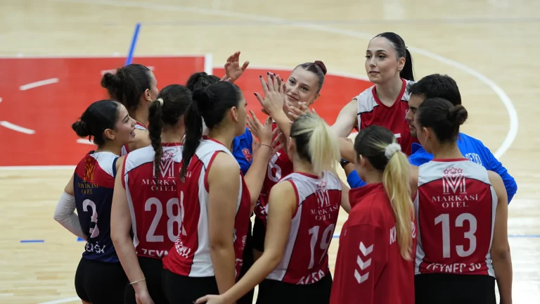 Büyükşehir’in Sultanları Evinde Galibiyet Peşinde! Zirve Yarışı İçin Kritik Randevu