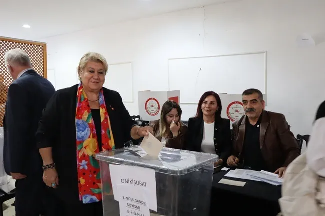 Yeni Parti’de Ünal Ateş’e Üyelerden Tam Destek: Temayülde 3 Bin 216 Oy!